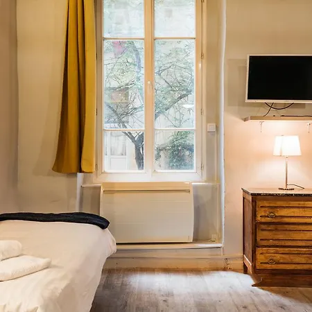 Luckey Homes - Montee Saint-sebastien 아파트 *